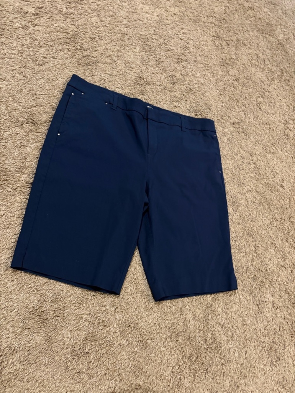 Style & Co Woman’s Size 18 Navy Blue Bermuda Shorts Casual Preppy Summer Golf